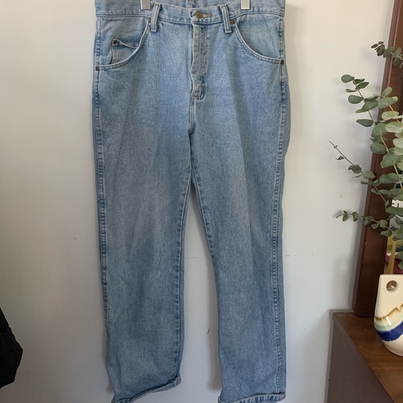 Vintage high waisted wranglers - Picture 1 of 3